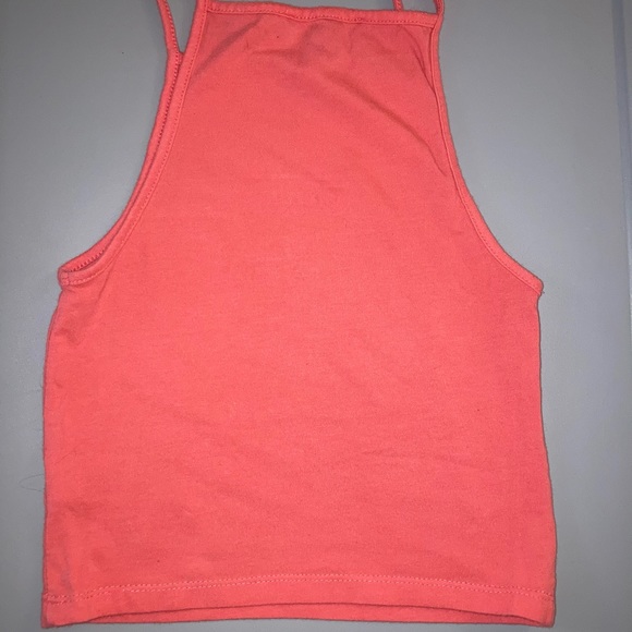 Coral Atmosphere Crop Tank Top - Picture 2 of 3